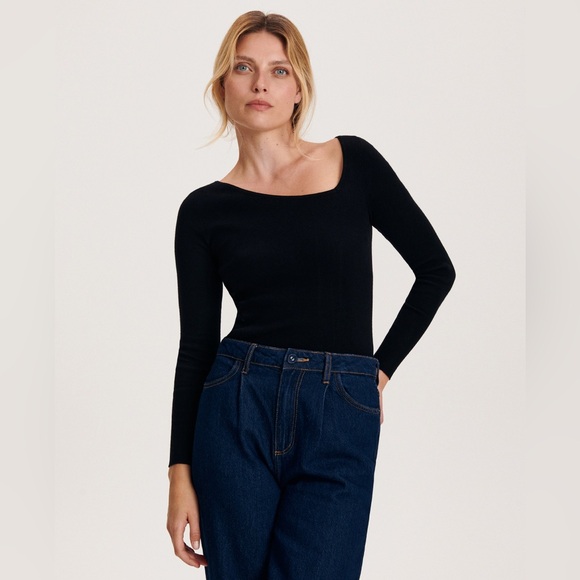 Reserved Other - Long sleeve top with asymmetric neckline
